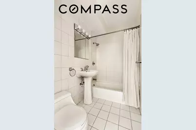 240 E 46th Street #7G, New York City, NY 10017 - Photo 10