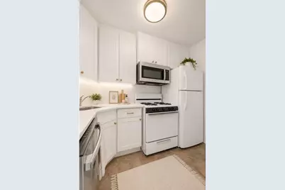 215 E 80th Street #5F, New York City, NY 10021 - Photo 10
