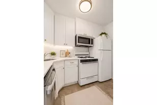 215 E 80th St, New York City, NY 10021 - Photo 10