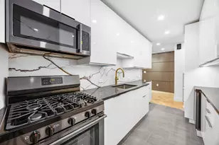25 Minetta Ln, New York City, NY 10012 - Photo 12