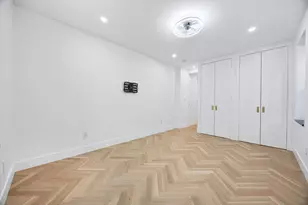 25 Minetta Ln, New York City, NY 10012 - Photo 6