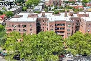 100 Ocean Pkwy, New York City, NY 11218 - Photo 32