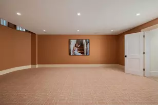 5 E 63rd St, New York, NY 10065 - Photo 26
