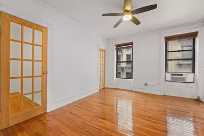 351 W 47th Street, New York City, NY 10036 - Photo 18