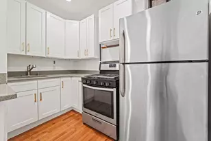 351 W 47th St, New York City, NY 10036 - Photo 4