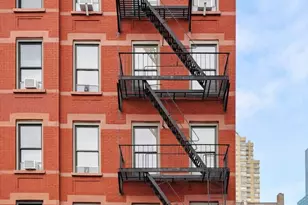 351 W 47th St, New York City, NY 10036 - Photo 1