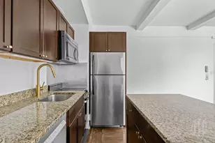 325 W 45th St, New York City, NY 10036 - Photo 4