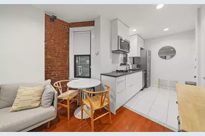 175 Bleecker Street #11, New York City, NY 10012 - Photo 6
