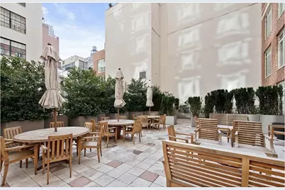 205 E 85th Street #THA, New York City, NY 10028 - Photo 14