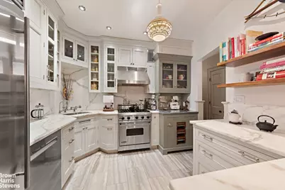 311 W 83rd Street #4A, New York City, NY 10024 - Photo 4