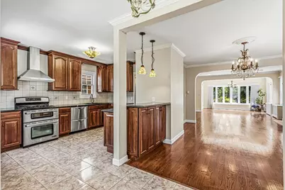 69-37 Fleet Street, New York City, NY 11375 - Photo 18
