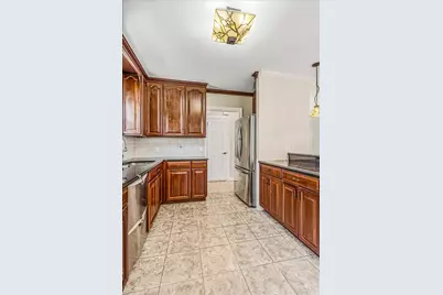 69-37 Fleet Street, New York City, NY 11375 - Photo 22