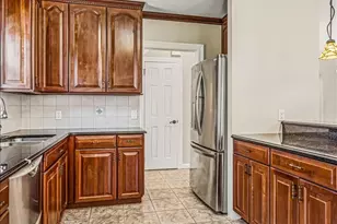 69-37 Fleet St, New York City, NY 11375 - Photo 22