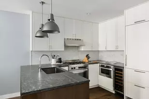 345 Carroll St, New York City, NY 11231 - Photo 4