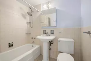 205 E 63rd St, New York City, NY 10065 - Photo 18