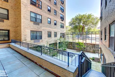 230 Riverside Drive #1L, New York City, NY 10025 - Photo 6