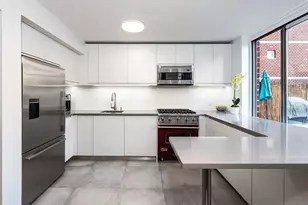 270 W 17th St, New York City, NY 10011 - Photo 14