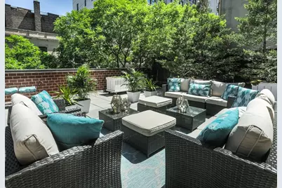 270 W 17th Street #2A, New York City, NY 10011 - Photo 2