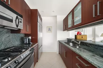 351 E 51st Street #11B, New York City, NY 10022 - Photo 4