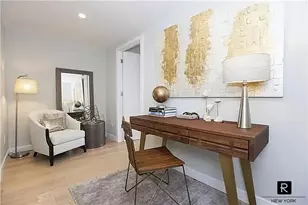 330 E 38th St, New York City, NY 10016 - Photo 12