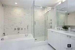 330 E 38th St, New York City, NY 10016 - Photo 16