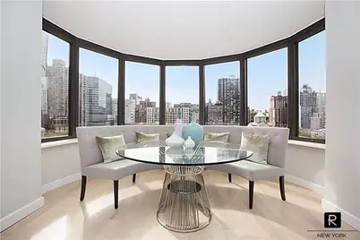 330 E 38th Street #9-AQ, New York City, NY 10016 - Photo 2