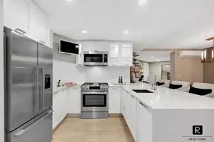 330 E 38th St, New York City, NY 10016 - Photo 4