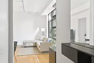 310 W 52nd St, New York City, NY 10019 - Photo 4