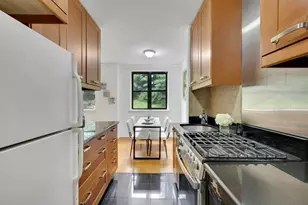735 Kappock St, New York City, NY 10463 - Photo 2
