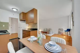 735 Kappock St, New York City, NY 10463 - Photo 12