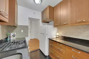 735 Kappock St, New York City, NY 10463 - Photo 6