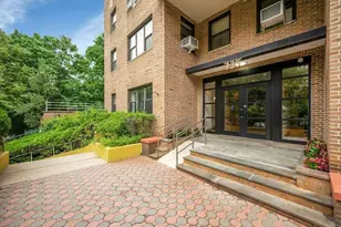 735 Kappock St, New York City, NY 10463 - Photo 28