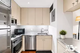 400 W 23rd St, New York City, NY 10011 - Photo 4