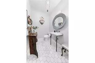 111 Barrow St, New York City, NY 10014 - Photo 8