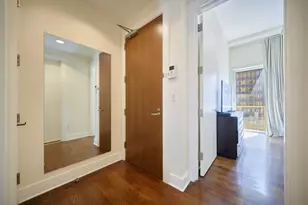 250 E 49th St, New York City, NY 10017 - Photo 8