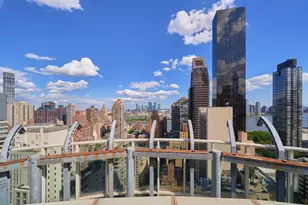 250 E 49th St, New York City, NY 10017 - Photo 16