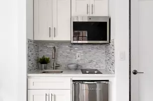 45 Tudor City Pl, New York City, NY 10017 - Photo 4