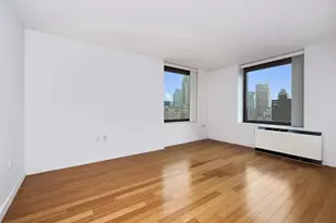100 W 39th St, New York City, NY 10018 - Photo 4