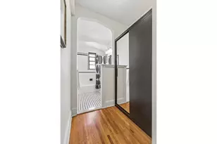 125 Hawthorne St, New York City, NY 11225 - Photo 4