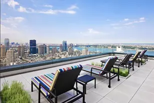 322 W 57th St, New York City, NY 10019 - Photo 10