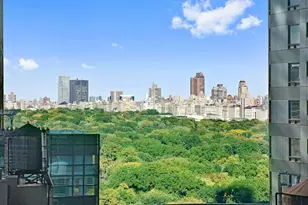 322 W 57th St, New York City, NY 10019 - Photo 2