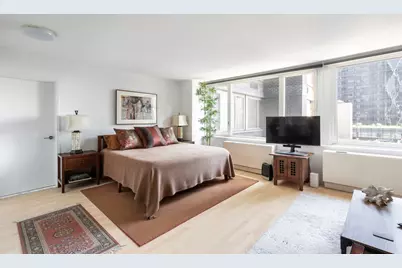 322 W 57th Street #29L, New York City, NY 10019 - Photo 4