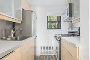 342 W 85th St, New York City, NY 10024 - Photo 4