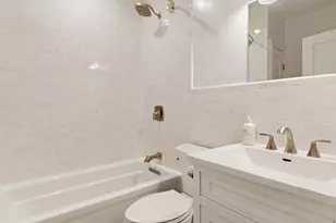 19 St Johns Pl, New York City, NY 11217 - Photo 6