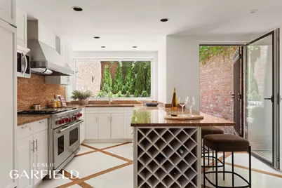 233 E 62nd Street, New York, NY 10065 - Photo 4