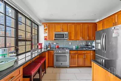 211 E 35th Street #8E, New York City, NY 10016 - Photo 12