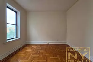 87-21 87th St, New York City, NY 11421 - Photo 4
