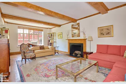 115 E 67th Street #4A, New York City, NY 10065 - Photo 2