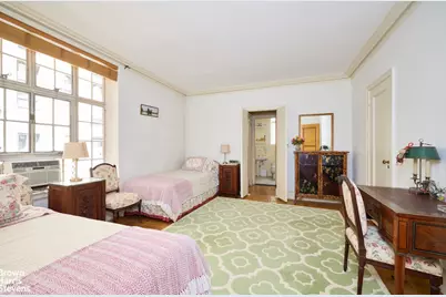 115 E 67th Street #4A, New York City, NY 10065 - Photo 4
