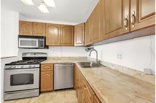 300 W 110th St, New York City, NY 10025 - Photo 4